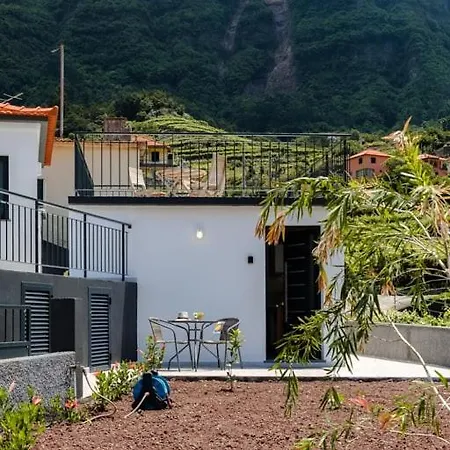 Guest house Guestready - Tranquil Retreat In Nature's Embrace